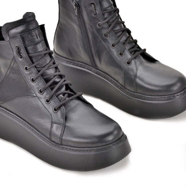 Дамски високи кецове Albena black