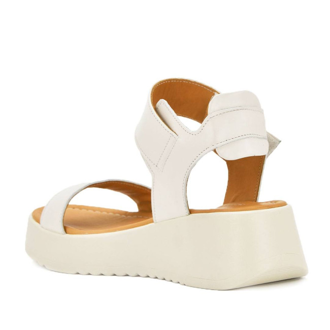 Дамски сандали на платфотма Vasilena beige