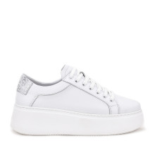 Дамски кецове на платформа Galia white