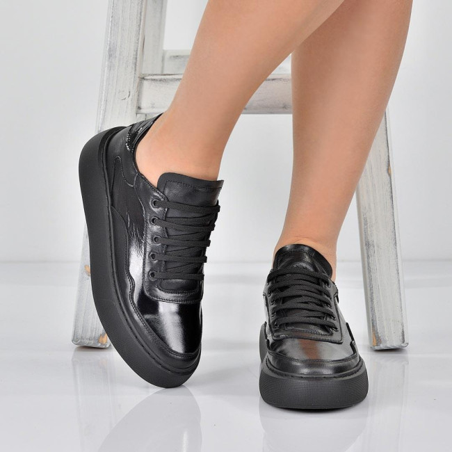 Дамски кецове Lena black lak